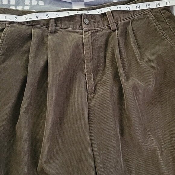 Dockers Mens Brown Pleated Front 4 Pocket Corduroy Cuffed Hem Pants 34W 31Length - Picture 3 of 10